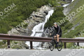 Photo #3578739 | 26-07-2023 10:15 | Passo Dello Stelvio - Waterfall curve BICYCLES