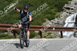 Photo #2207244 | 30-06-2022 10:20 | Passo Dello Stelvio - Waterfall curve BICYCLES