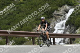 Photo #3588597 | 27-07-2023 10:20 | Passo Dello Stelvio - Waterfall curve BICYCLES