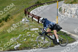 Photo #2691381 | 20-08-2022 15:55 | Passo Dello Stelvio - Waterfall curve BICYCLES
