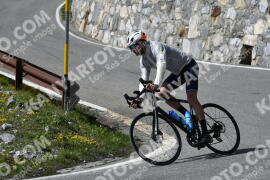 Foto #2106231 | 06-06-2022 16:02 | Passo Dello Stelvio - Waterfall Kehre BICYCLES