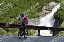 Photo #3933110 | 18-08-2023 09:32 | Passo Dello Stelvio - Waterfall curve BICYCLES