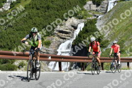 Photo #2266484 | 09-07-2022 10:11 | Passo Dello Stelvio - Waterfall curve BICYCLES