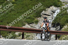 Photo #4052099 | 24-08-2023 11:08 | Passo Dello Stelvio - Waterfall curve BICYCLES