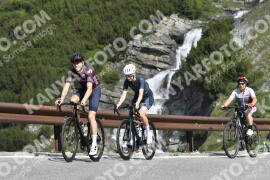 Photo #3555474 | 23-07-2023 10:06 | Passo Dello Stelvio - Waterfall curve BICYCLES