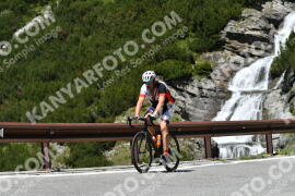 Photo #2191463 | 25-06-2022 12:43 | Passo Dello Stelvio - Waterfall curve BICYCLES
