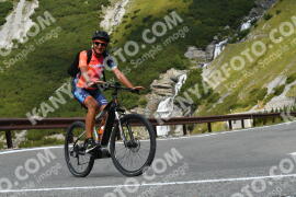 Fotó #4069479 | 25-08-2023 11:08 | Passo Dello Stelvio - Vízesés kanyar Bicajosok
