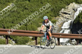 Photo #3850890 | 13-08-2023 09:48 | Passo Dello Stelvio - Waterfall curve BICYCLES