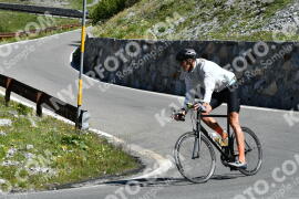 Photo #2295448 | 13-07-2022 10:45 | Passo Dello Stelvio - Waterfall curve BICYCLES