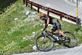 Photo #2192435 | 25-06-2022 14:05 | Passo Dello Stelvio - Waterfall curve BICYCLES