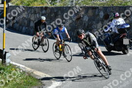Photo #2216587 | 02-07-2022 10:03 | Passo Dello Stelvio - Waterfall curve BICYCLES