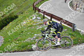 Foto #4699440 | 24-06-2024 12:00 | Passo Dello Stelvio - Waterfall Kehre BICYCLES