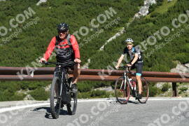 Fotó #2317881 | 16-07-2022 10:10 | Passo Dello Stelvio - Vízesés kanyar Bicajosok