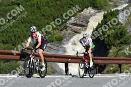 Photo #3911471 | 16-08-2023 09:54 | Passo Dello Stelvio - Waterfall curve BICYCLES