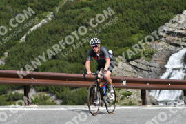 Photo #2173090 | 21-06-2022 10:01 | Passo Dello Stelvio - Waterfall curve BICYCLES