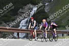 Photo #3555781 | 23-07-2023 10:25 | Passo Dello Stelvio - Waterfall curve BICYCLES