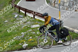 Photo #2131997 | 16-06-2022 15:20 | Passo Dello Stelvio - Waterfall curve BICYCLES