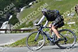 Photo #2356905 | 19-07-2022 15:33 | Passo Dello Stelvio - Waterfall curve BICYCLES