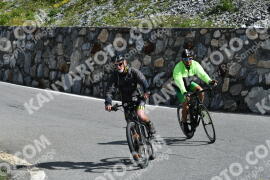 Photo #2207273 | 30-06-2022 10:22 | Passo Dello Stelvio - Waterfall curve BICYCLES