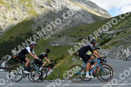 Photo #2657300 | 15-08-2022 10:40 | Passo Dello Stelvio - Waterfall curve BICYCLES