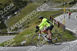 Fotó #2780248 | 29-08-2022 15:56 | Passo Dello Stelvio - Vízesés kanyar Bicajosok