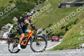 Photo #2412386 | 26-07-2022 10:25 | Passo Dello Stelvio - Waterfall curve BICYCLES