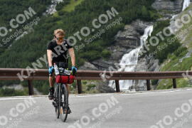 Photo #2356652 | 19-07-2022 14:47 | Passo Dello Stelvio - Waterfall curve BICYCLES