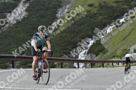 Photo #3557417 | 23-07-2023 15:46 | Passo Dello Stelvio - Waterfall curve BICYCLES