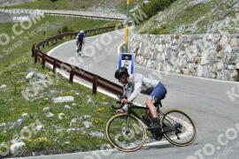 Photo #3202808 | 23-06-2023 14:00 | Passo Dello Stelvio - Waterfall curve BICYCLES