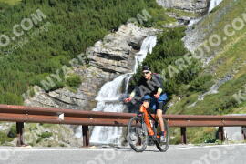 Foto #2526835 | 07-08-2022 10:03 | Passo Dello Stelvio - Curva di cascata BICICLETTA