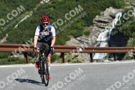 Photo #2397695 | 25-07-2022 09:50 | Passo Dello Stelvio - Waterfall curve BICYCLES