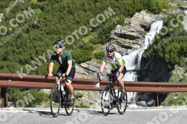 Photo #2145302 | 18-06-2022 09:51 | Passo Dello Stelvio - Waterfall curve BICYCLES