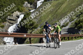 Photo #2108912 | 08-06-2022 09:20 | Passo Dello Stelvio - Waterfall BICYCLE riders
