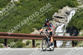 Photo #2503668 | 04-08-2022 10:49 | Passo Dello Stelvio - Waterfall curve BICYCLES