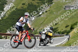 Photo #2352912 | 19-07-2022 11:24 | Passo Dello Stelvio - Waterfall curve BICYCLES