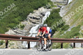 Photo #2369505 | 22-07-2022 11:19 | Passo Dello Stelvio - Waterfall curve BICYCLES