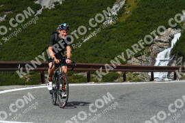 Fotó #4138921 | 03-09-2023 11:13 | Passo Dello Stelvio - Vízesés kanyar Bicajosok