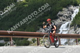 Photo #2371496 | 22-07-2022 13:22 | Passo Dello Stelvio - Waterfall curve BICYCLES