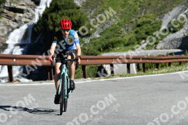 Photo #2183377 | 25-06-2022 09:19 | Passo Dello Stelvio - Waterfall curve BICYCLES