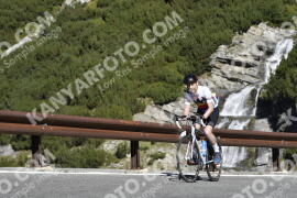 Photo #2728111 | 24-08-2022 10:26 | Passo Dello Stelvio - Waterfall curve BICYCLES