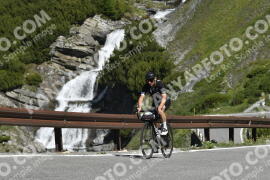 Photo #3226031 | 25-06-2023 10:21 | Passo Dello Stelvio - Waterfall curve BICYCLES