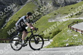 Photo #3213287 | 24-06-2023 16:35 | Passo Dello Stelvio - Waterfall curve BICYCLES