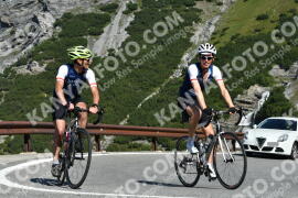 Photo #2397689 | 25-07-2022 09:49 | Passo Dello Stelvio - Waterfall curve BICYCLES