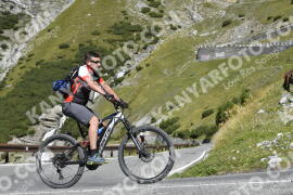 Photo #2726709 | 24-08-2022 11:19 | Passo Dello Stelvio - Waterfall curve BICYCLES