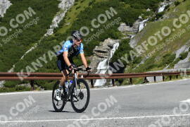 Photo #2430909 | 29-07-2022 10:29 | Passo Dello Stelvio - Waterfall curve BICYCLES