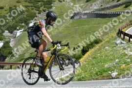 Photo #2202636 | 27-06-2022 10:41 | Passo Dello Stelvio - Waterfall curve BICYCLES