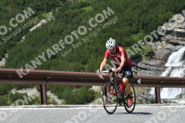 Photo #2400958 | 25-07-2022 13:11 | Passo Dello Stelvio - Waterfall curve BICYCLES