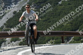 Photo #2171457 | 20-06-2022 15:14 | Passo Dello Stelvio - Waterfall curve BICYCLES