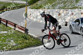 Photo #2255049 | 08-07-2022 16:09 | Passo Dello Stelvio - Waterfall curve BICYCLES