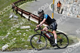 Photo #2297738 | 13-07-2022 14:41 | Passo Dello Stelvio - Waterfall curve BICYCLES